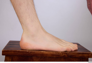 Bryton foot nude 0006.jpg